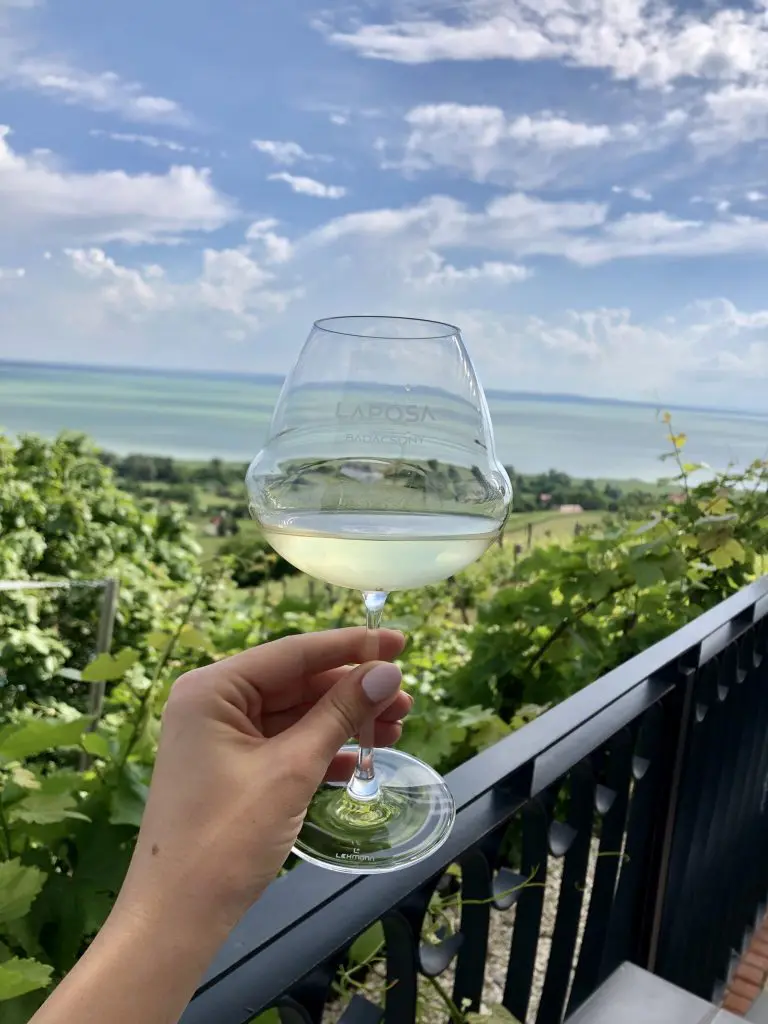 TOP panorámás éttermek a Balaton partján