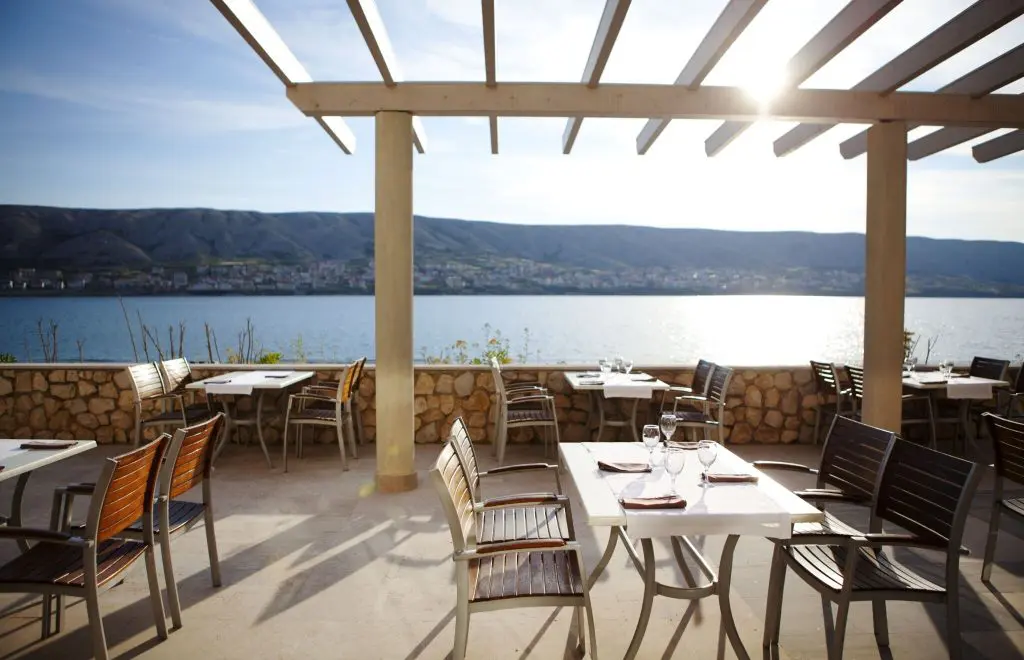 Ezért utazz horvát utószezonban! Top 15 hotel és apartman szeptemberi nyaraláshoz