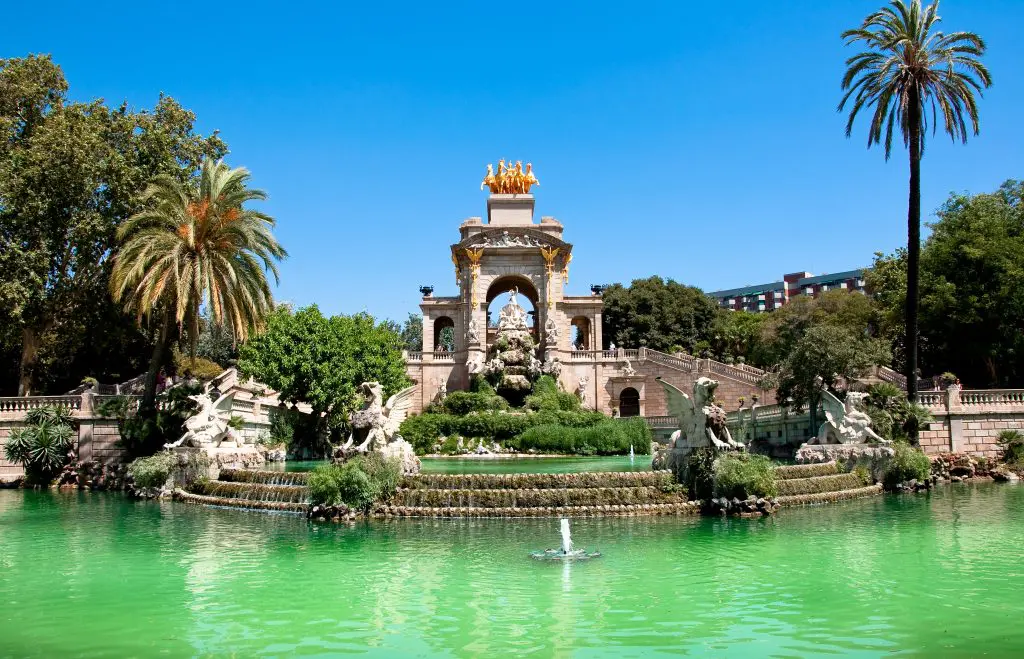 TOP 5 felejthetetlen látnivaló Barcelonában