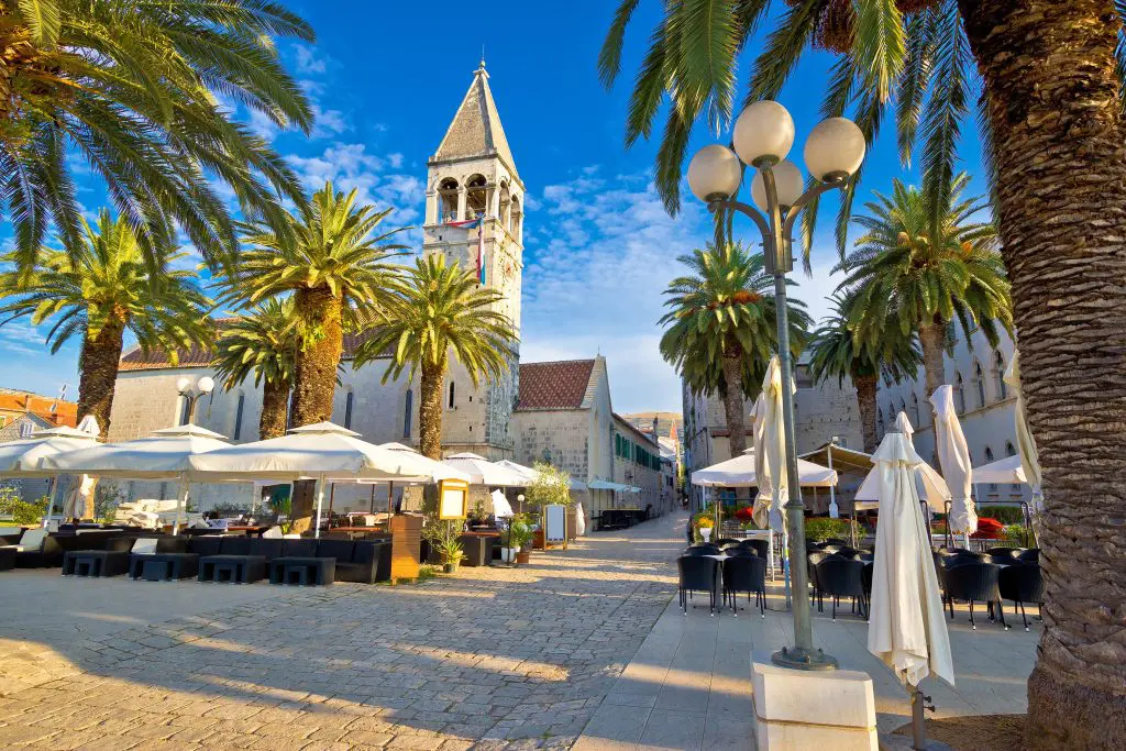 A Trónok Harca és a  kőbe vésett mesék városa, Trogir – TOP látnivalók és szállások
