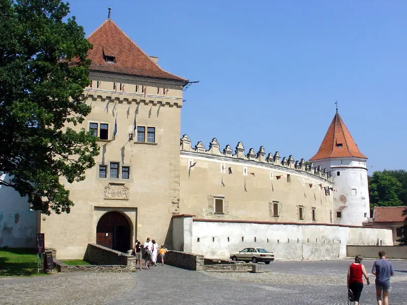 Szlovákiai várak, amelyek Mikszáth Kálmánt is megihletnék