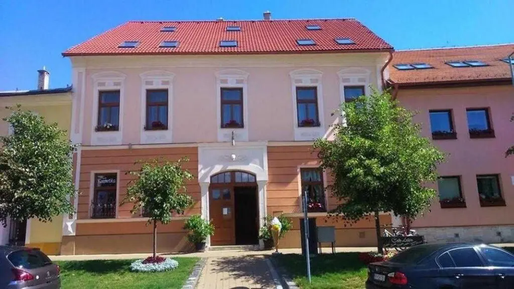 Szlovákiai várak, amelyek Mikszáth Kálmánt is megihletnék