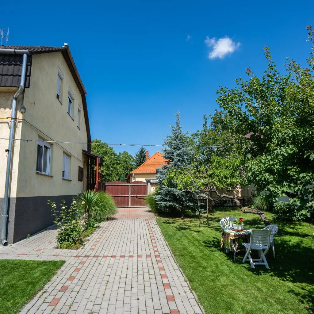 Várak, borok, présházak – Tolna megyei kirándulás bakancslistás élményekkel (+szállásajánló) 