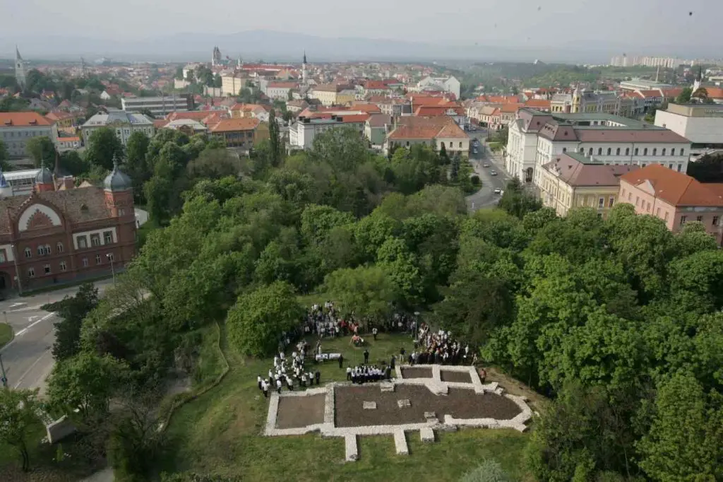 5 titokzatos balatoni templomrom – Múltidéző túra kalandoroknak!
