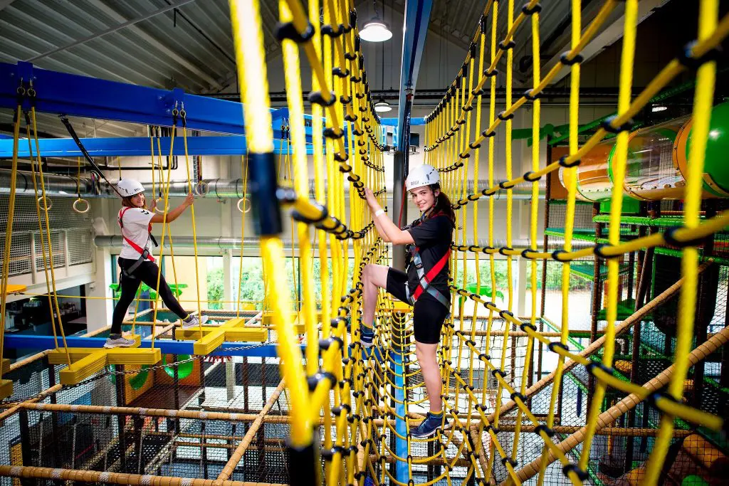 Cápalesés, éjszakai labirintus és vidrapark ‒ 20 kihagyhatatlan családi program 2023-ra
