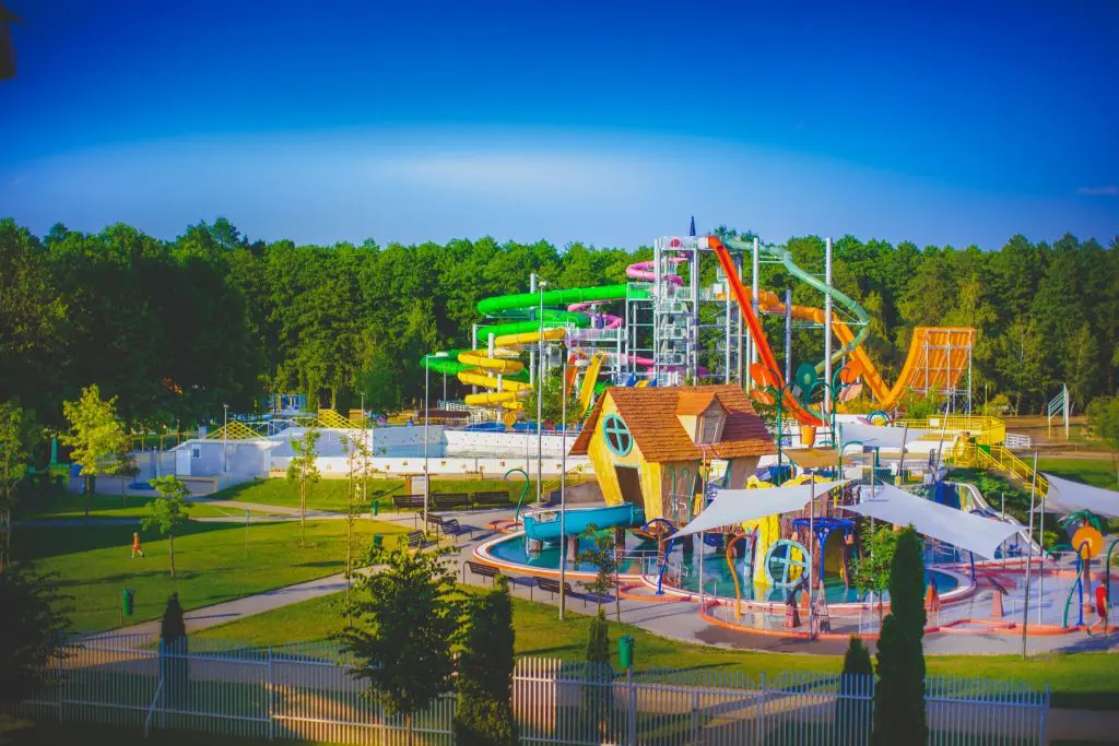 Cápalesés, éjszakai labirintus és vidrapark ‒ 20 kihagyhatatlan családi program 2023-ra