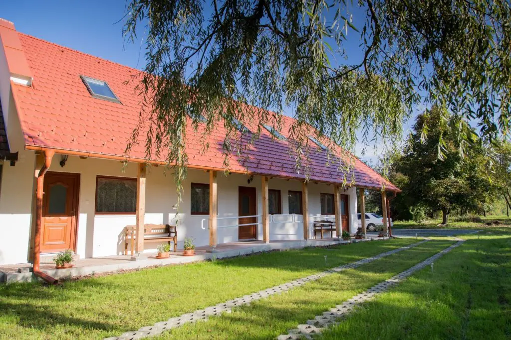 50 őrségi faház és természetközeli szállás a tökéletes pihenéshez
