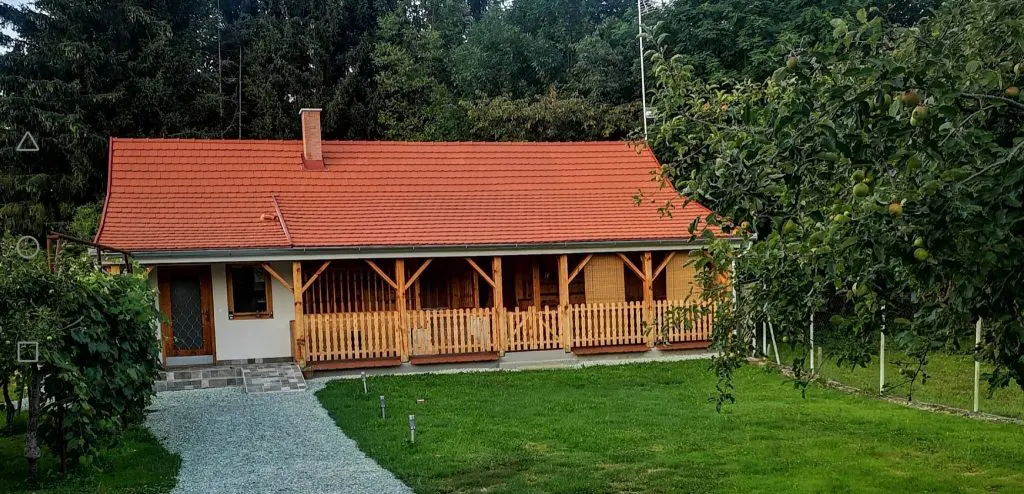 50 őrségi faház és természetközeli szállás a tökéletes pihenéshez