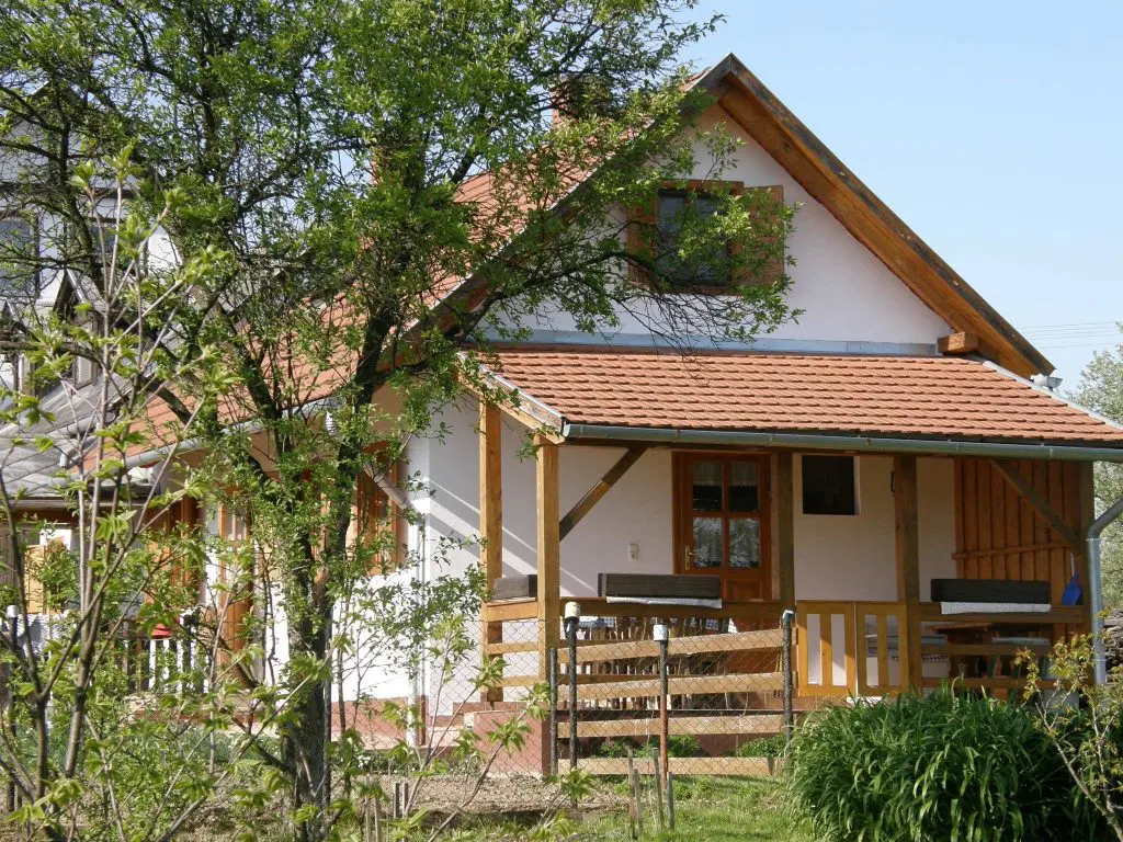 50 őrségi faház és természetközeli szállás a tökéletes pihenéshez