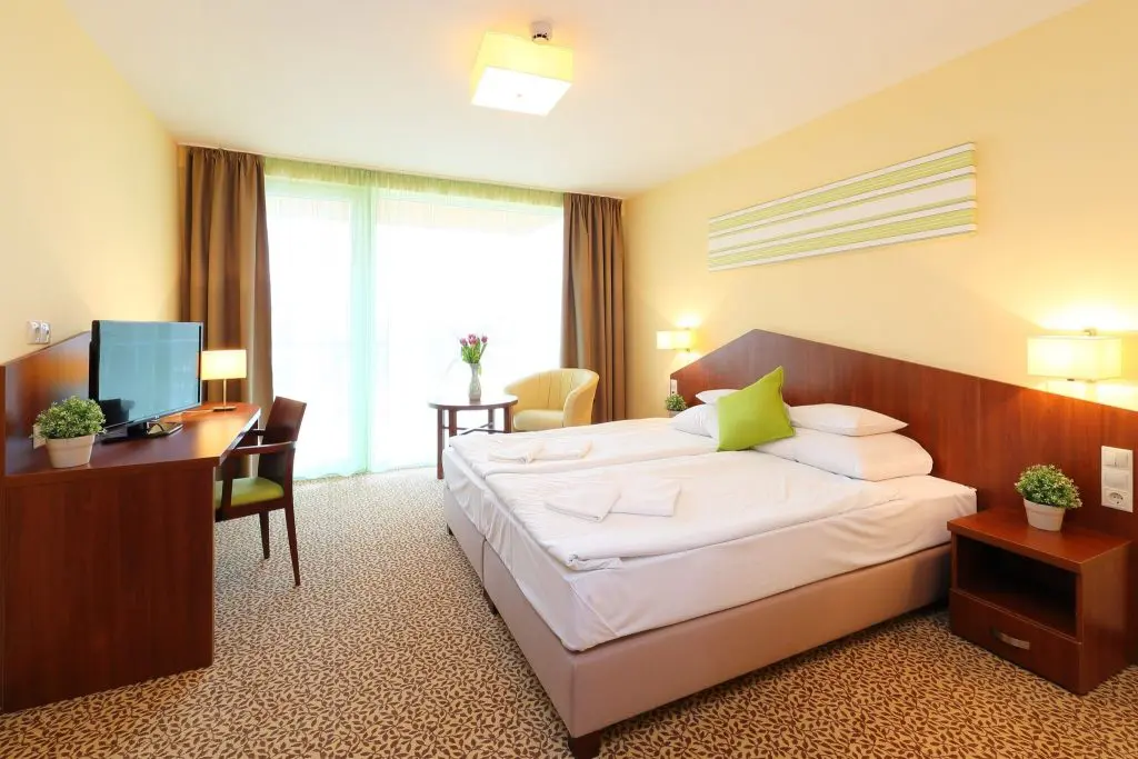 Pihenjetek hegyvidéki kastélyban vagy sziget hotelben! ‒ 10 szuper wellness szálloda KEDVEZMÉNNYEL