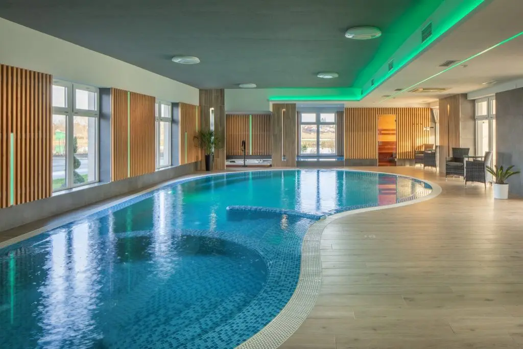 Pihenjetek hegyvidéki kastélyban vagy sziget hotelben! ‒ 10 szuper wellness szálloda KEDVEZMÉNNYEL