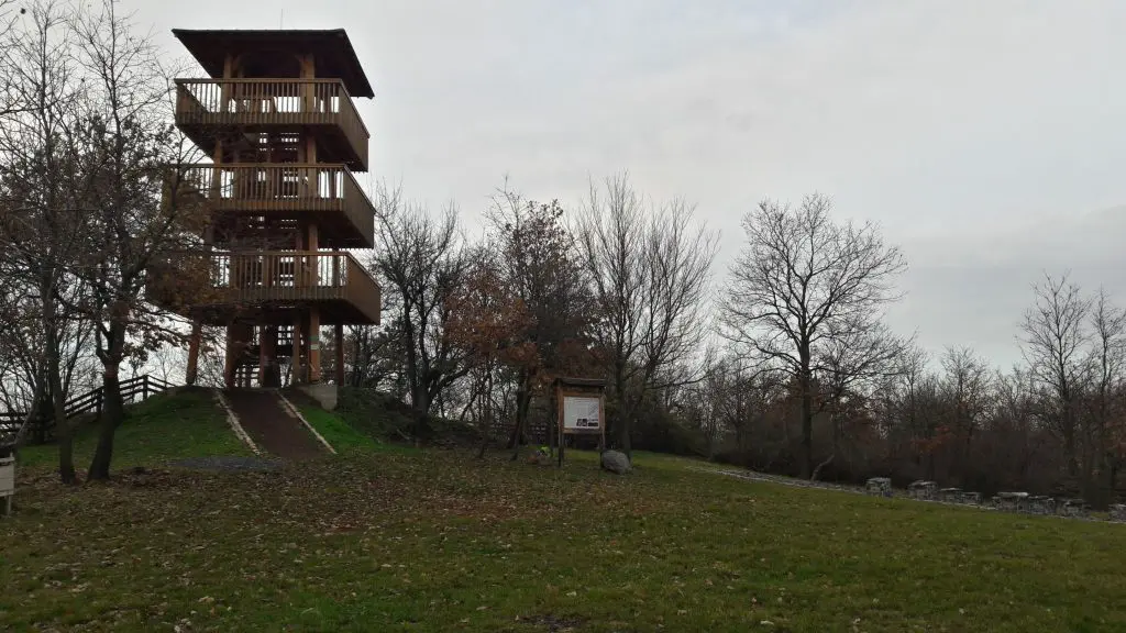 Tanösvények a Balaton körül ‒ túra Az arany emberhez és a magyar Stonehengehez 