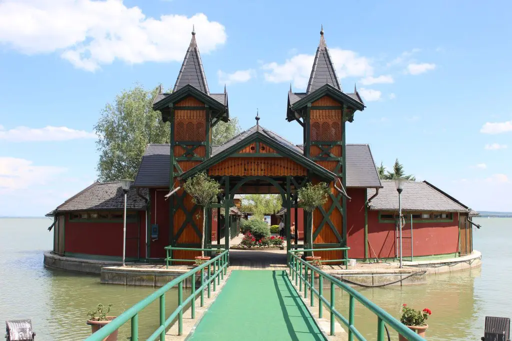 Játssz velünk, és nyerj tavaszi feltöltődést a Club Dobogómajor Cserszegtomaj ***+superior-ba