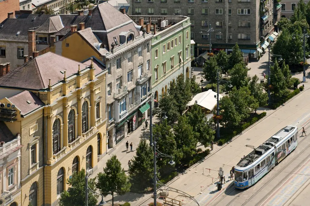 Fedezzétek fel a csodák városát! – családi utazás a varázslatos Debrecenbe