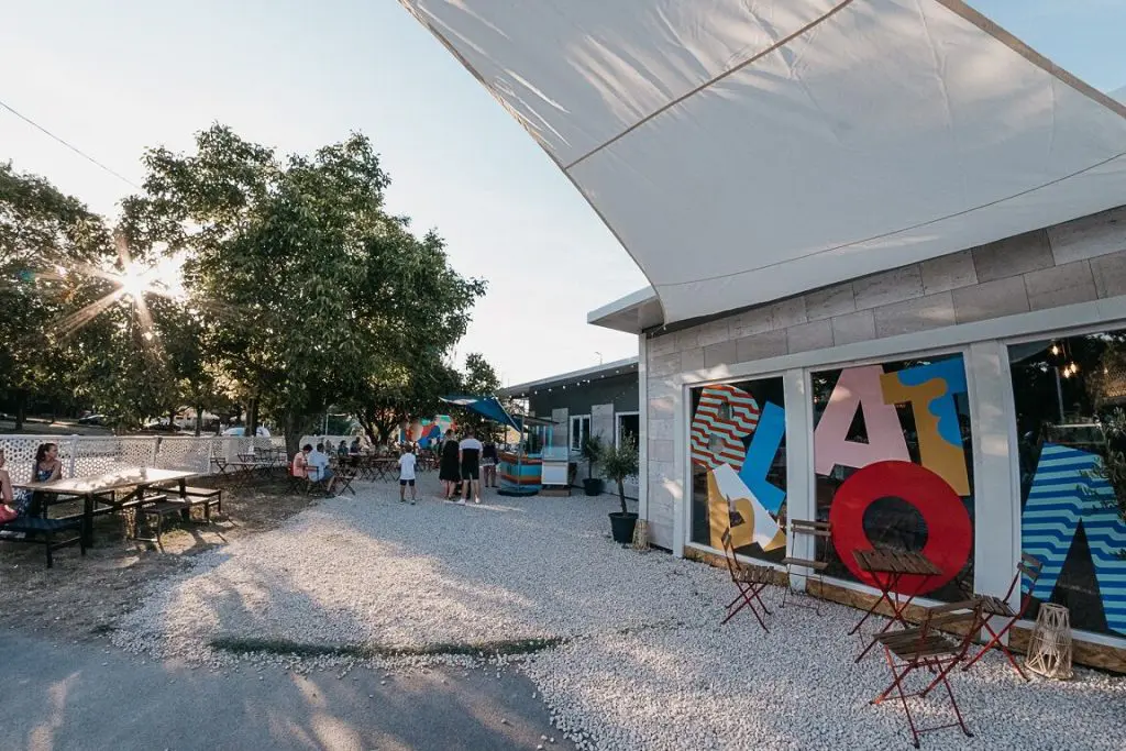 Ide menj nyaralni a gyerekekkel! A 10 legjobb családbarát szállás a Balaton partján