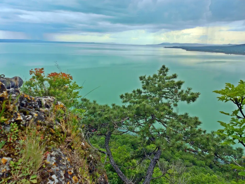 Ide menj nyaralni a gyerekekkel! A 10 legjobb családbarát szállás a Balaton partján