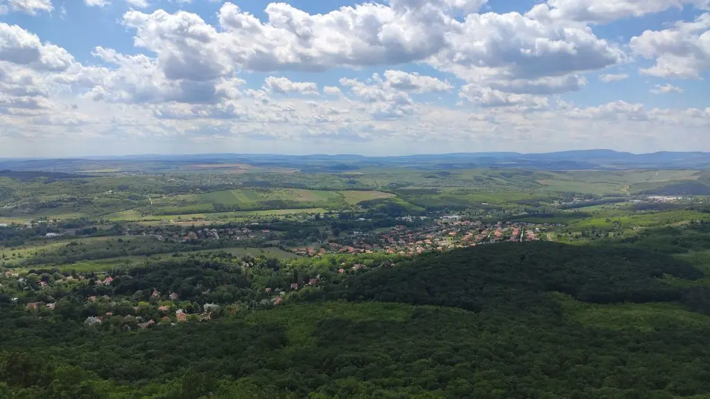 Top 10 kihagyhatatlan erdei szállás és látnivaló a Pilisben