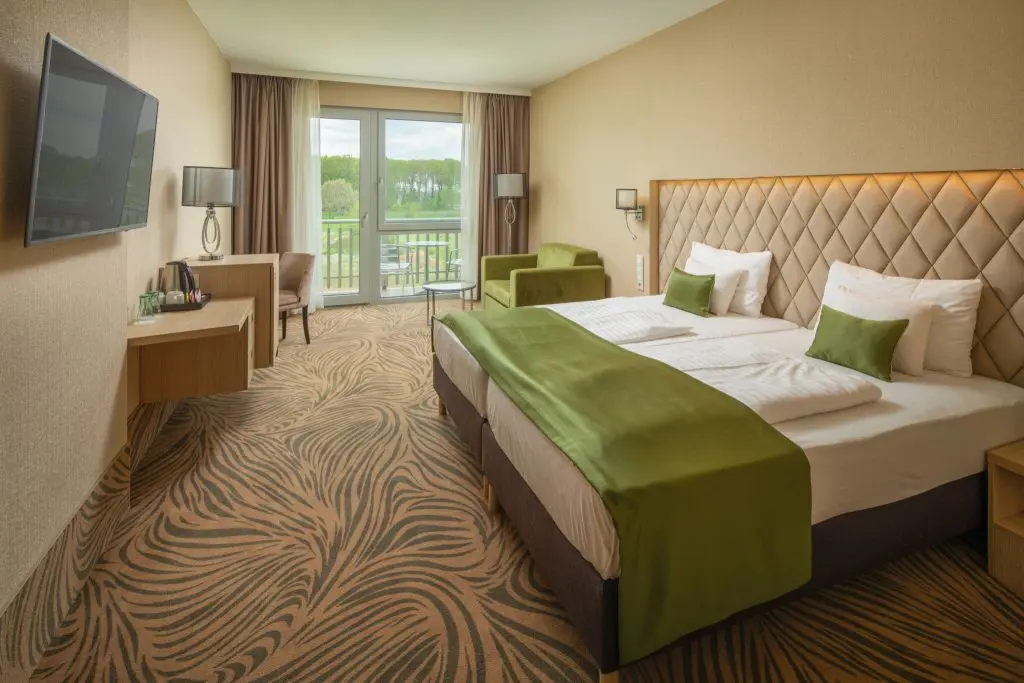 Nyári varázslat Bükfürdőn, a 7 mesetó mellett: „a golf és a wellness birodalma” - Greenfield Hotel Golf & Spa**** +superior