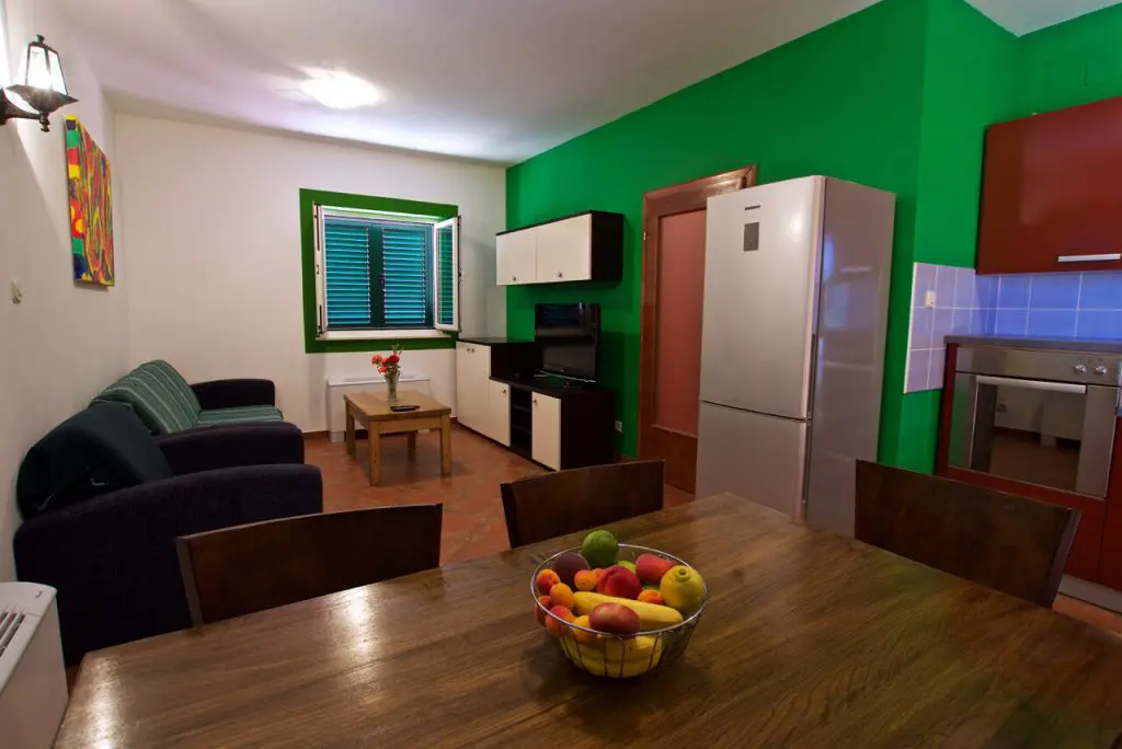 Pénztárcabarát apartmanok néhány utcára a tengertől: TOP 25 horvát apartman idénre