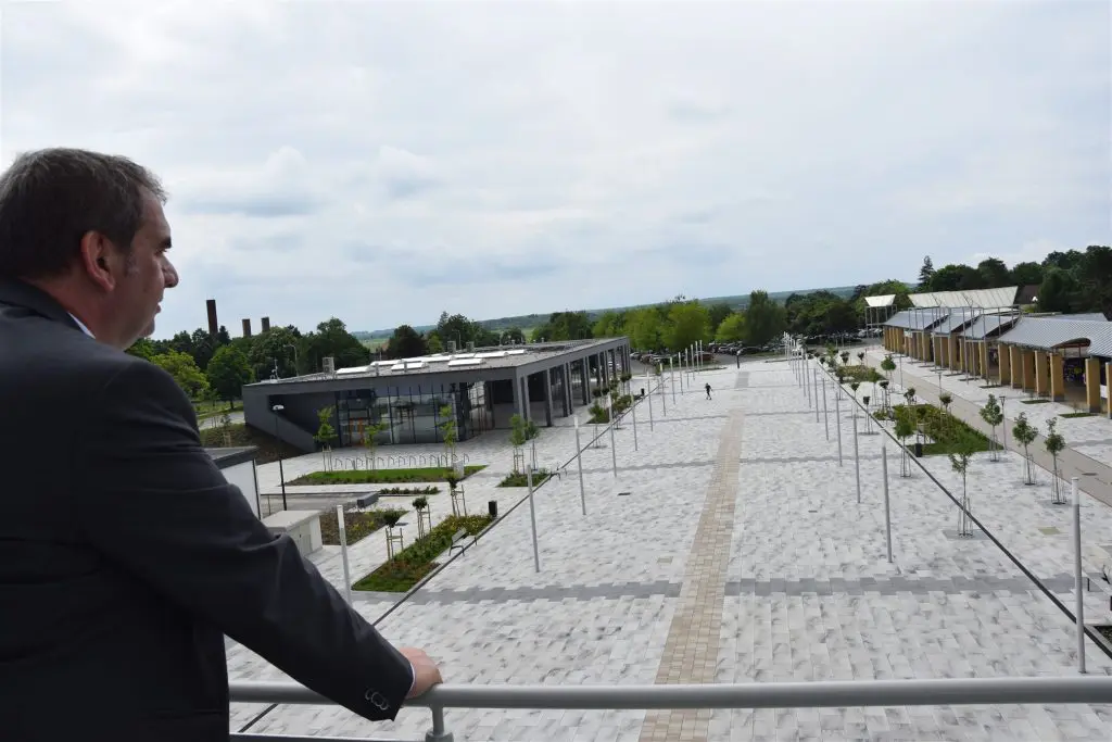Kilátó, időutazás és zöldülés – megújult Bükfürdő központja
