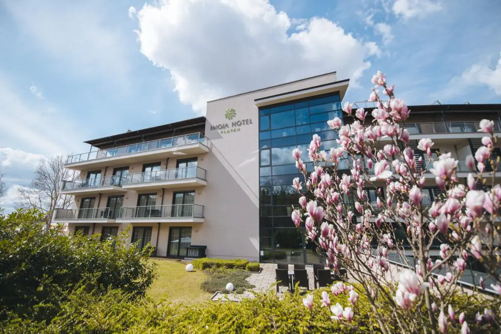 TOP 30 vidéki wellness hotel Magyarországon – Relaxálj a legjobb szállodákban, mert megérdemled