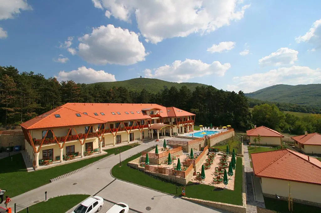 Napfény, kikapcsolódás, élmények – TOP 10 belföldi hotel a nyárra