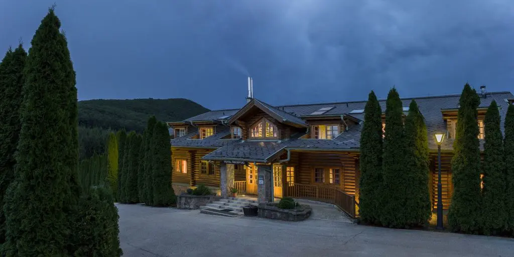 TOP 30 vidéki wellness hotel Magyarországon – Relaxálj a legjobb szállodákban, mert megérdemled