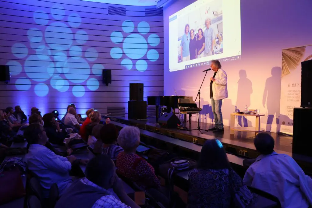 50+ őszi program