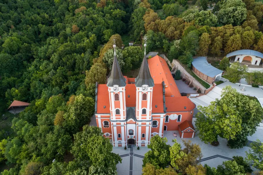 Bakancslista 2024 – Belföldi úti célok és hangulatos szálláshelyek