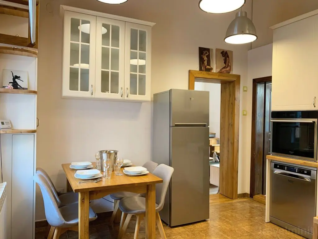 Utazás „az erdőn túl” − Top 25 családbarát erdélyi apartman