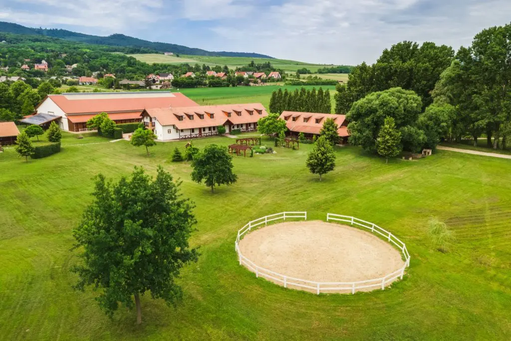Last minute őszi szüneti szállások – Hotelek és apartmanok vonzó ajánlatokkal nem csak családoknak