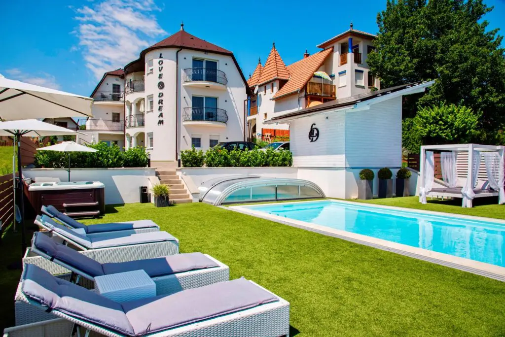 Tervezd meg a szabadságod!− 10 varázslatos apartman a nyaralásra