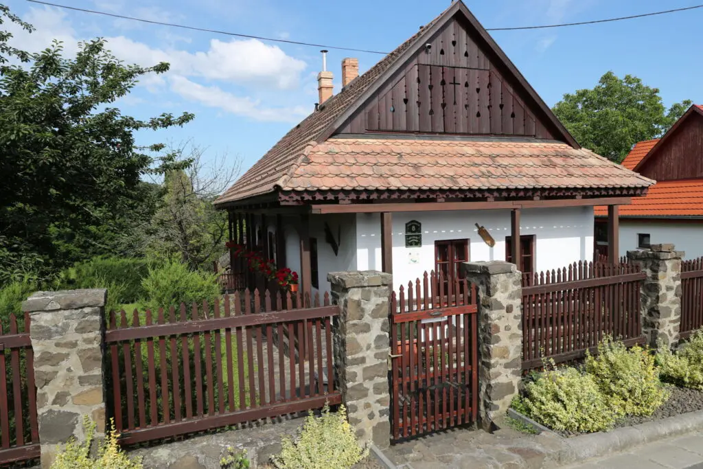 Ha húsvét, akkor irány a Hollókői Húsvéti Fesztivál!