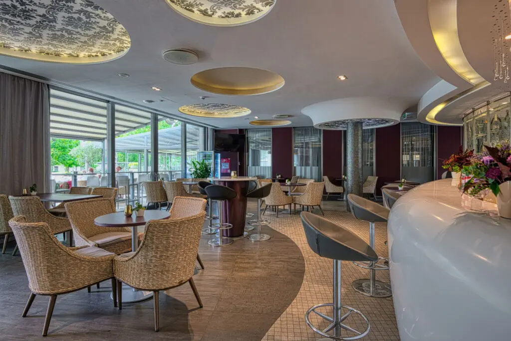 Éden a Balaton-parton az Aura Felnőttbarát Hotelben 
