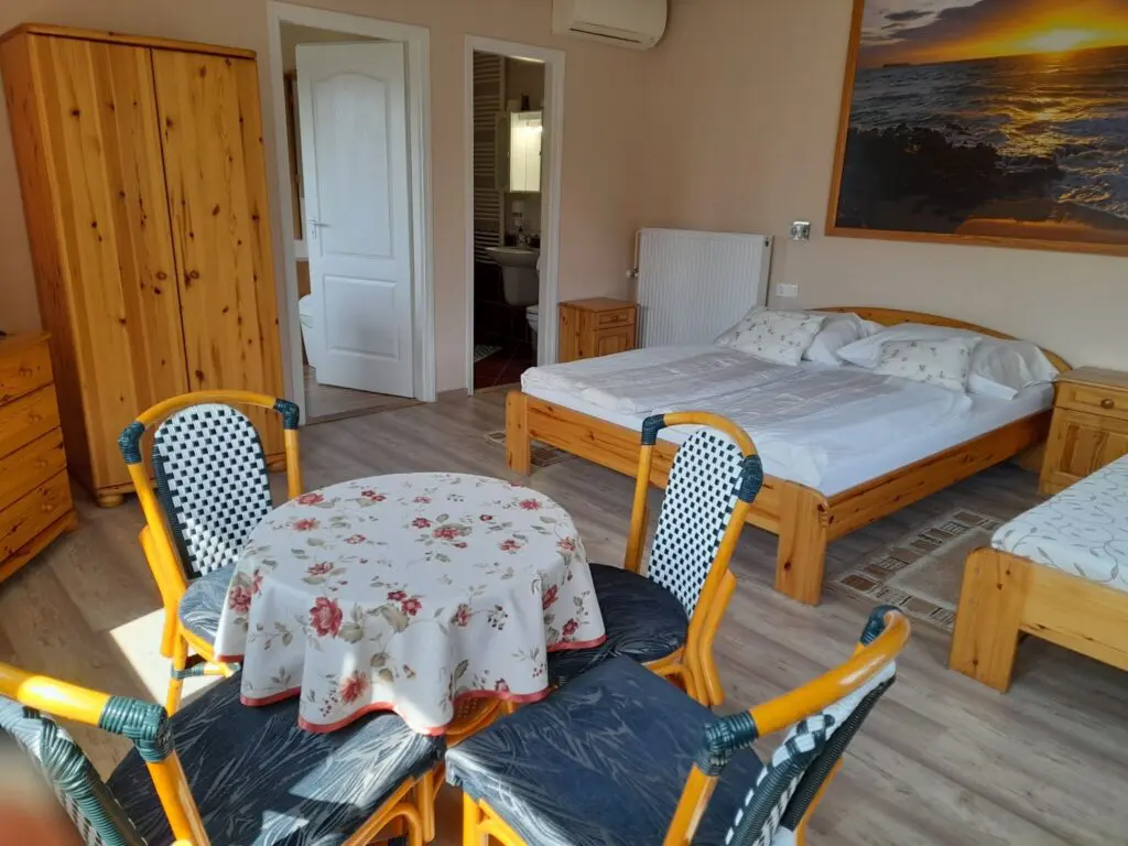 Laktózmentes Balaton – TOP helyek, ahol laktózmentes sütemények, fagyi és palacsinta vár