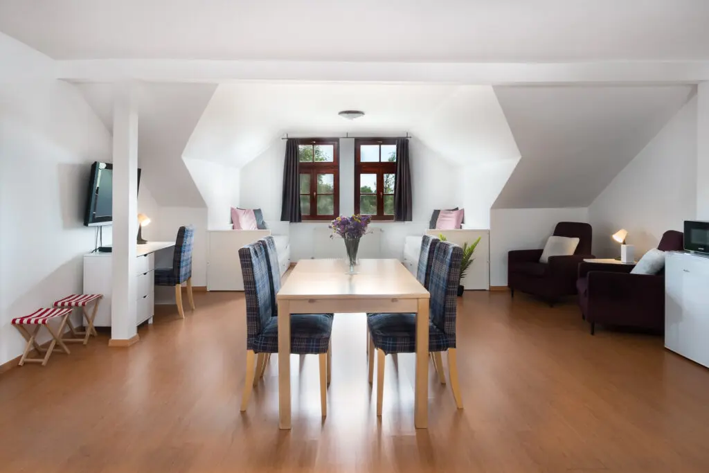 Sétahajózás a Dunakanyarban - Kirándulás, panoráma és gasztrotippek