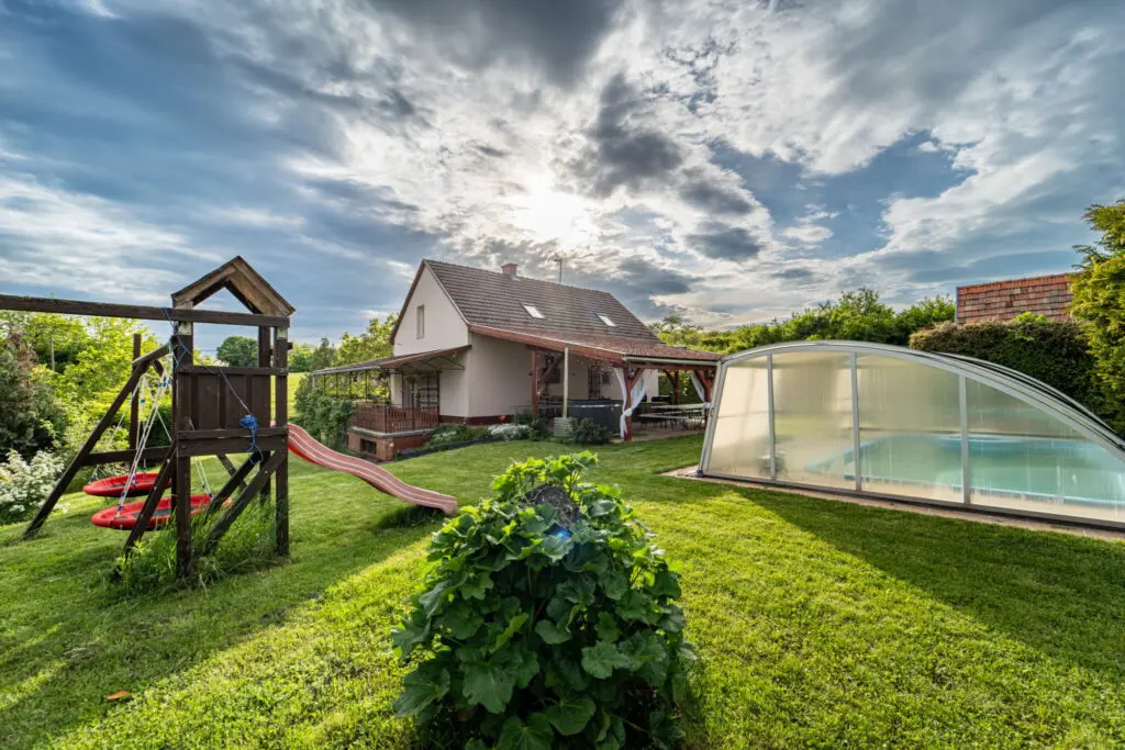 Sétahajózás a Dunakanyarban - Kirándulás, panoráma és gasztrotippek