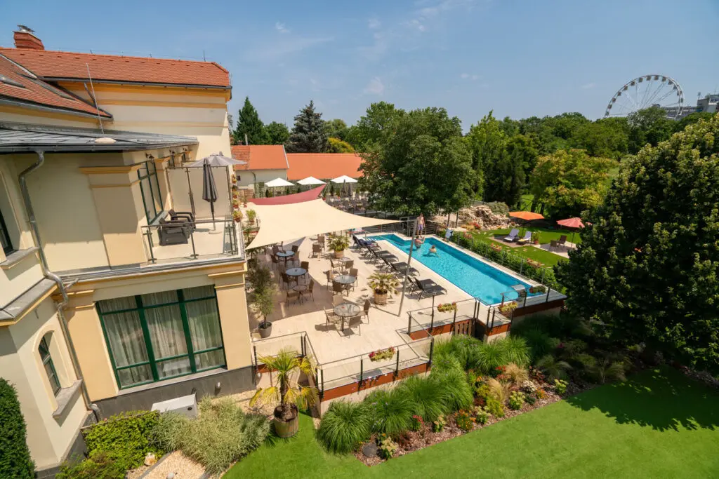 Vár a nyár Gyulán! – Top 8 hűsítő gyulai hotel, ahol lehorgonyoznál a nyárra