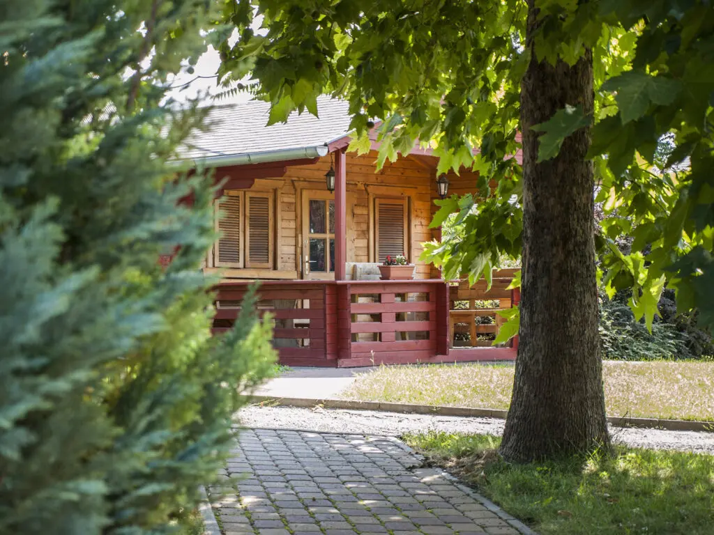 Falvak, amik télen a legszebbek - kihagyhatatlan téli látnivalók és szállások