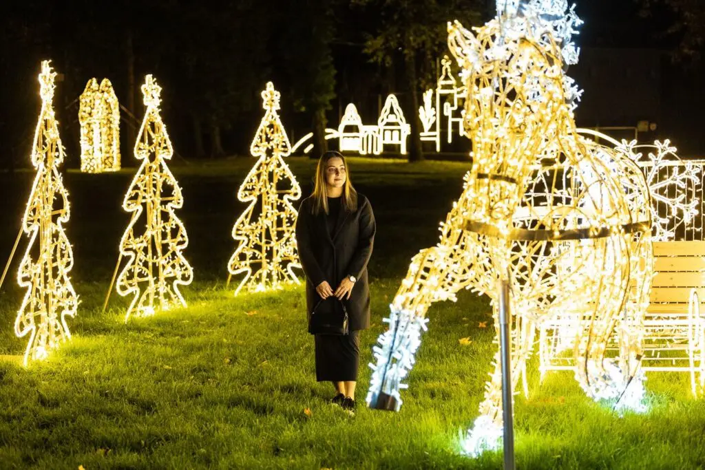A fénykiállítások visszatértek – 8 budapesti és vidéki fénypark és kiállítás, amelyek garantáltan felvillanyoznak!