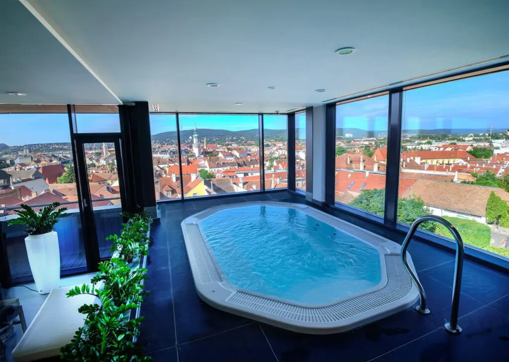 Téli pihenés SZÉP-kártyával: Havas mesevilág, wellness, all inclusive élmények