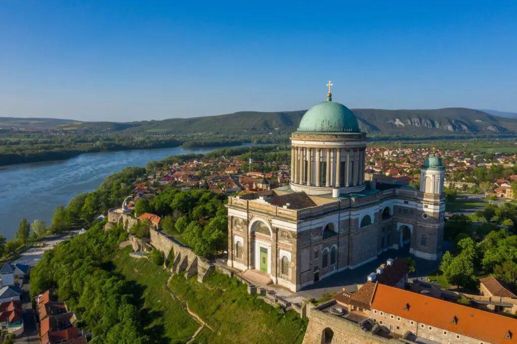 Csapj le a tavaszi pihenésedre: bomba árakkal és akár 20-30%-os kedvezményekkel dübörög a tavaszi előfoglalás!