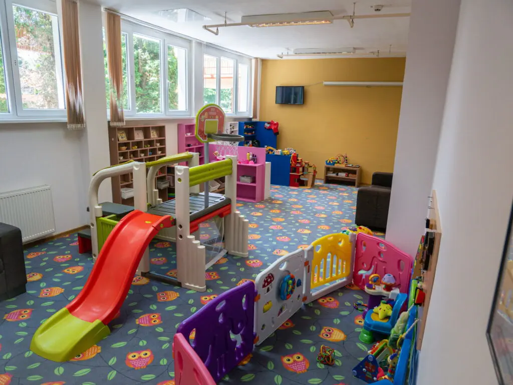 A legdrágább foglalásoktól a legolcsóbb ajánlatokig: ilyen volt 2025 a Szallas.hu-n