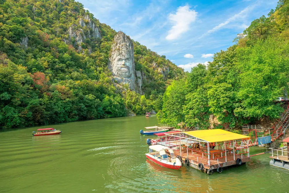 Lenyűgöző kanyon a Duna mentén – Orsova és a Vaskapu-szoros