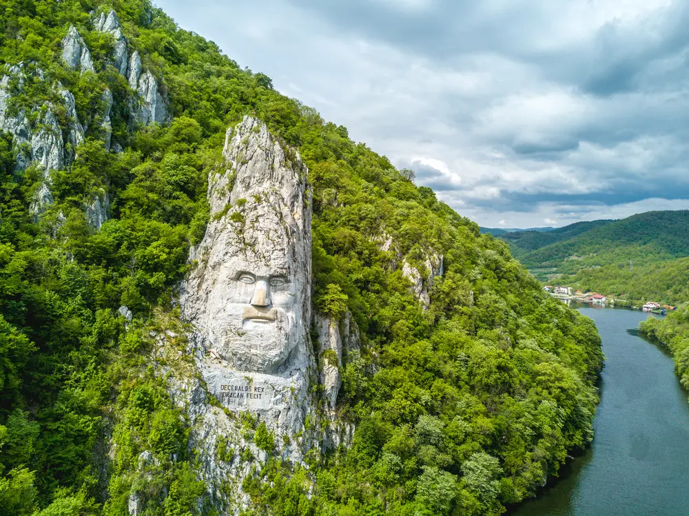 Lenyűgöző kanyon a Duna mentén – Orsova és a Vaskapu-szoros