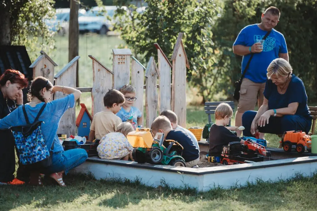 Nem mindennapi program Szeged mellett: Különleges bivalysimogató vár Sándorfalván