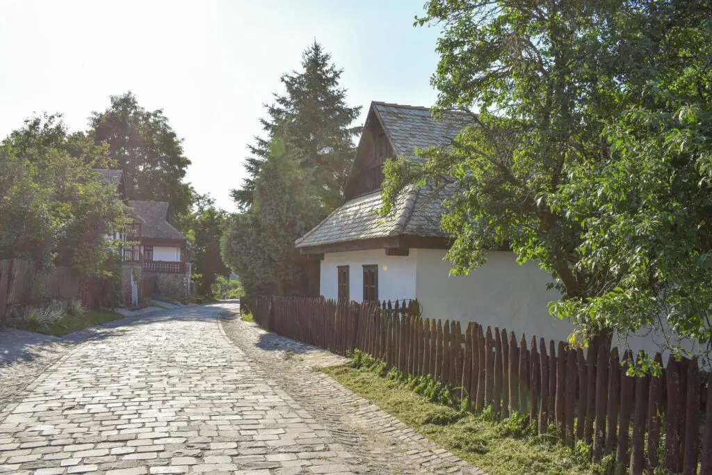 Top 10 természetközeli hotel és látnivalók a tavaszra