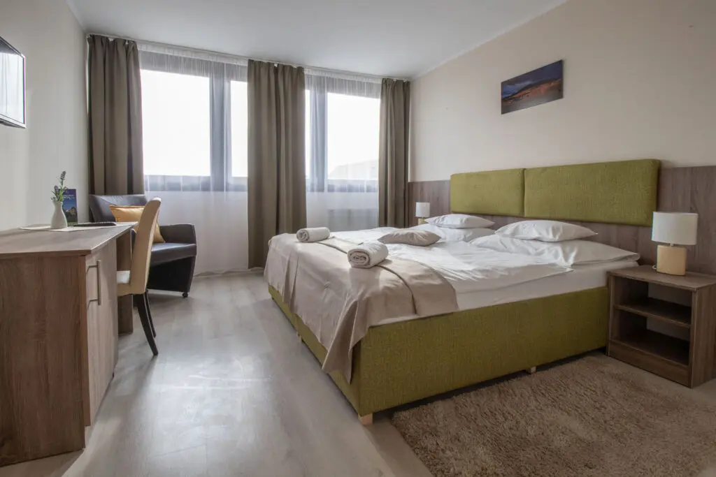 Top 10 természetközeli hotel és látnivalók a tavaszra