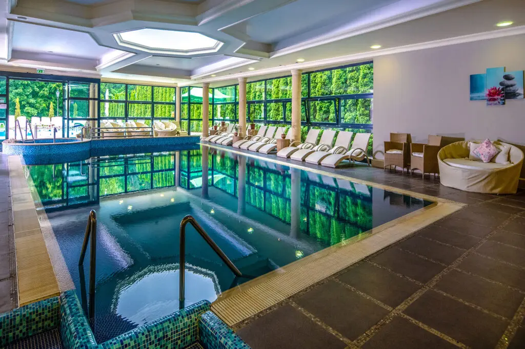 Top 10 természetközeli hotel és látnivalók a tavaszra