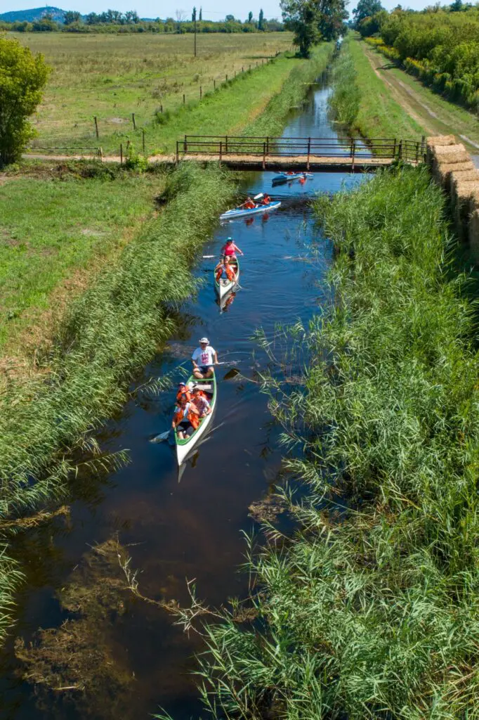 Balaton Camino: 200+ km a Balaton körül – miért és merre indulnak el rajta egyre többen?